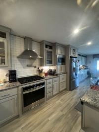 2020 Champion Dutch Diamond Mobile Home