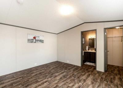 Photo 5 of 8 of home located at 1001 E Macarthur Rd, Lot 71 Wichita, KS 67216