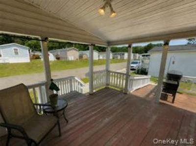 Photo 2 of 17 of home located at 18 Square Hill Road #48 New Windsor, NY 12553