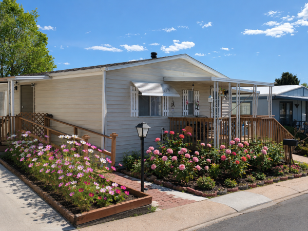Longmont double wide Mobile Home For Sale