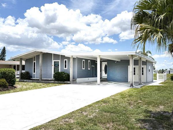 Photo 1 of 2 of home located at 25651 Redblush Circle L-101 Bonita Springs, FL 34135