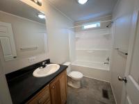 2018 Champion RA2860209 Mobile Home