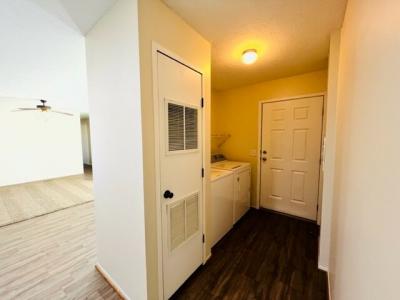 Photo 2 of 6 of home located at 4526 Tudor Lane Jackson, MI 49201