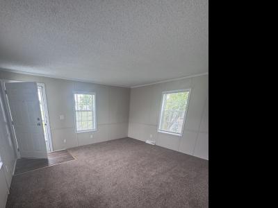 Photo 2 of 10 of home located at 17131 Langton Macomb, MI 48044