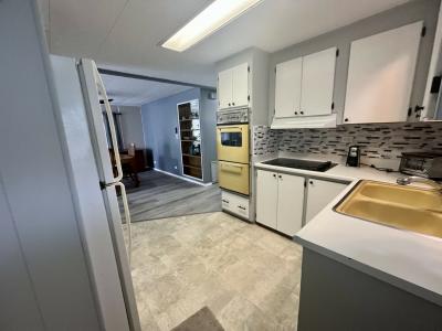 Photo 5 of 22 of home located at 2550 State Rd. 580 #0434 Clearwater, FL 33761