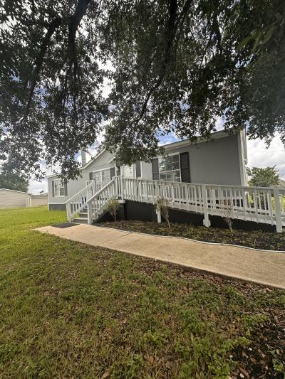 Mobile Home at 252 Cactus Wren Loop New Braunfels, TX 78130