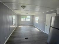 1972 PMC MOBHM Manufactured Home