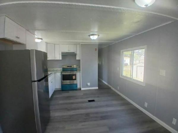 1972 PMC MOBHM Manufactured Home