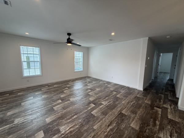 2026 Skyline 2856H32G11 Mobile Home