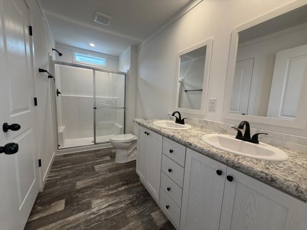 2026 Skyline 2856H32G11 Mobile Home
