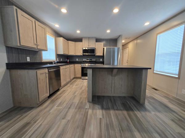 2025 Clayton-Wakarusa Mobile Home