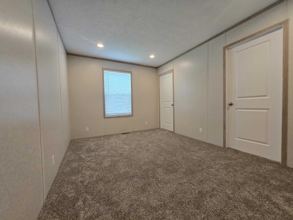 2025 Clayton-Wakarusa Mobile Home