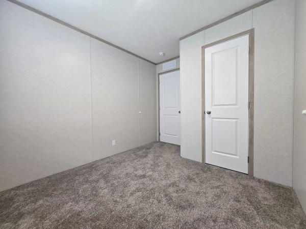 2025 Clayton-Wakarusa Mobile Home
