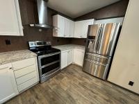 2015 MILLENNIA 330SM18763S Mobile Home
