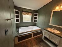 2015 MILLENNIA 330SM18763S Mobile Home