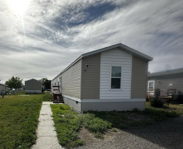 2023 Clayton - Redwood Falls  Home