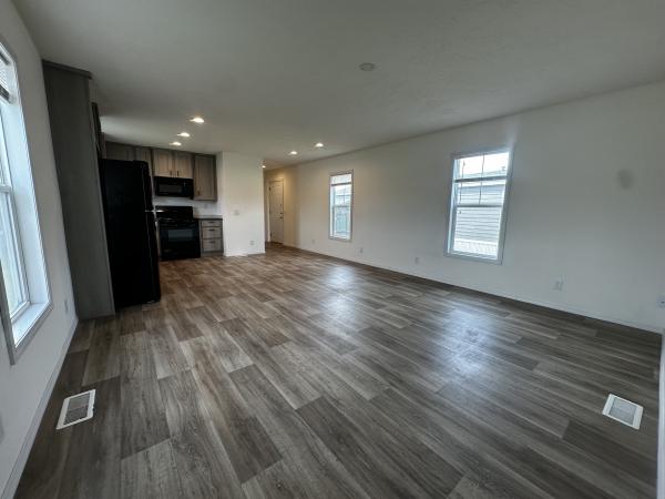 2023 Clayton - Redwood Falls  Home
