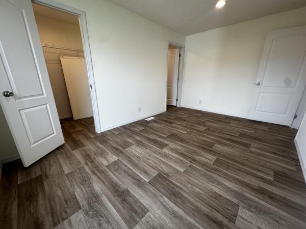 2023 Clayton - Redwood Falls  Home