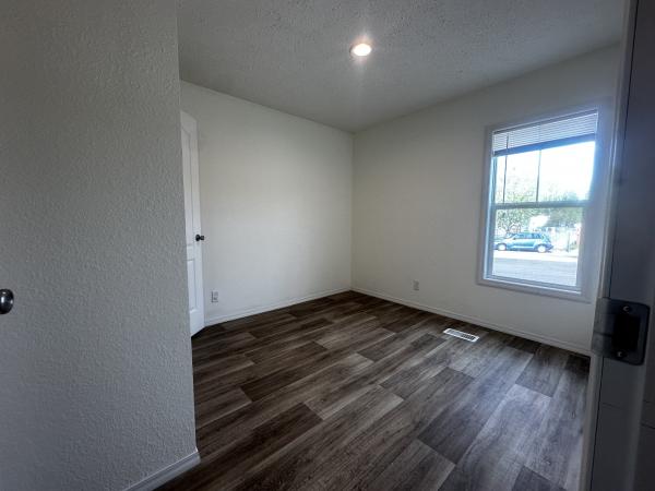 2023 Clayton - Redwood Falls  Home