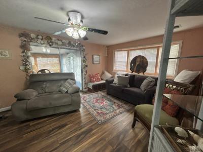 Photo 5 of 16 of home located at 465 Zacapa Avenue Venice, FL 34285