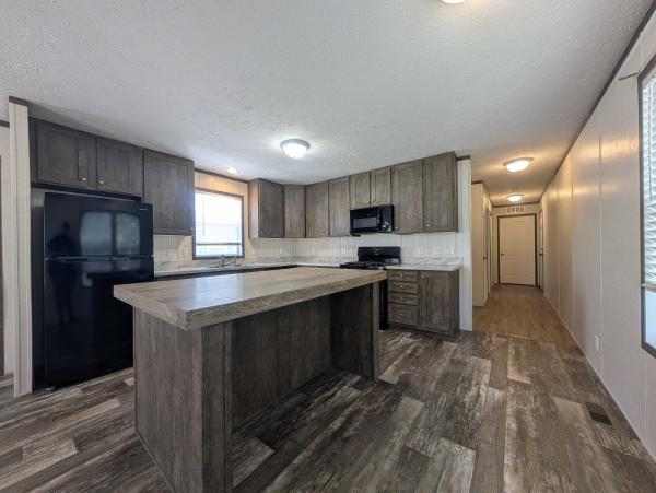 2022 Clayton - Wakarusa Mobile Home