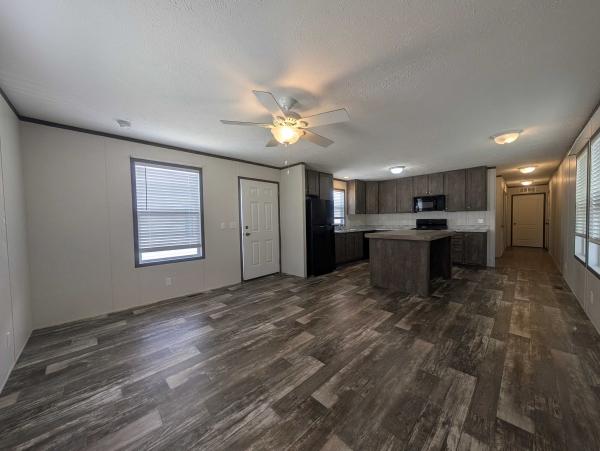 2022 Clayton - Wakarusa Mobile Home