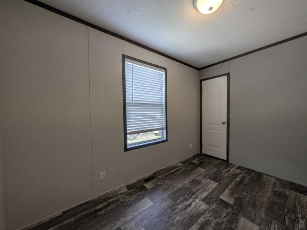 2022 Clayton - Wakarusa Mobile Home