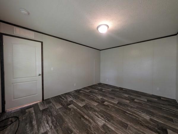 2022 Clayton - Wakarusa Mobile Home