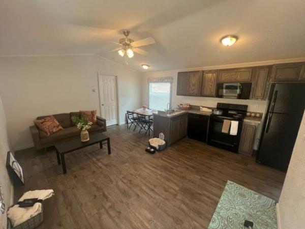 Photo 1 of 2 of home located at 344 Sara Lane Huntsville, TX 77340