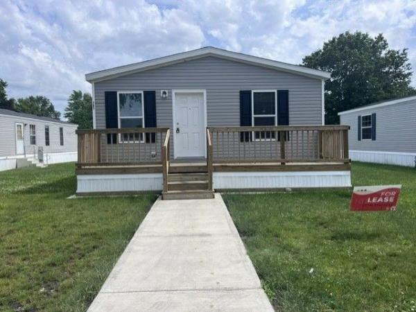 Photo 1 of 2 of home located at 1001 Mayflower Road #151 South Bend, IN 46619