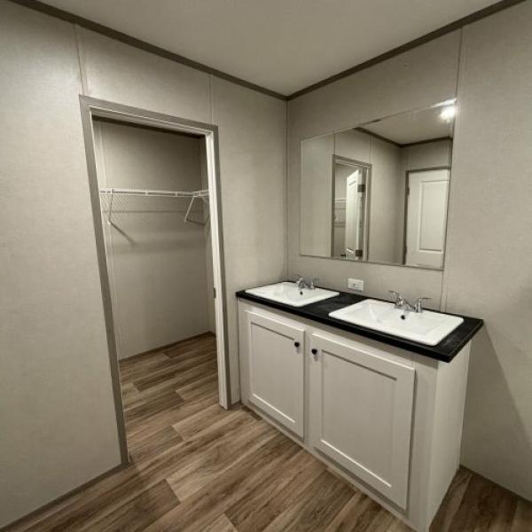 2025 Clayton  Home
