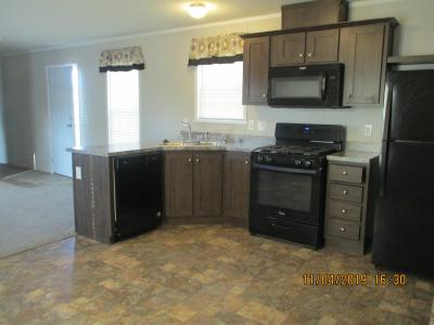 Mobile Home at 29946 Pierre Lot 377 Novi, MI 48377