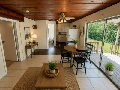 Photo 2 of 26 of home located at 2133 East Camp N Comfort Lane Avon Park, FL 33825