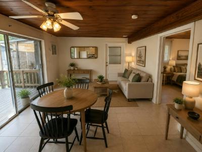 Photo 5 of 26 of home located at 2133 East Camp N Comfort Lane Avon Park, FL 33825