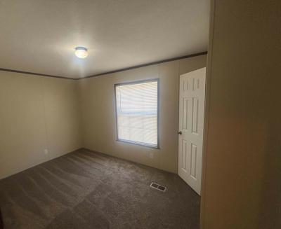 Photo 4 of 5 of home located at 9941 Geraldine Street Site #199 Ypsilanti, MI 48197