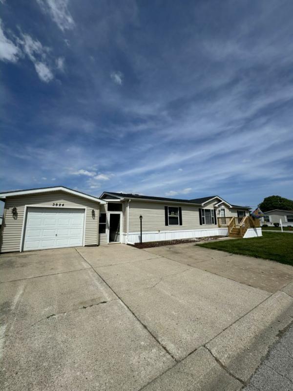 1999 Victorian Manufactured Home