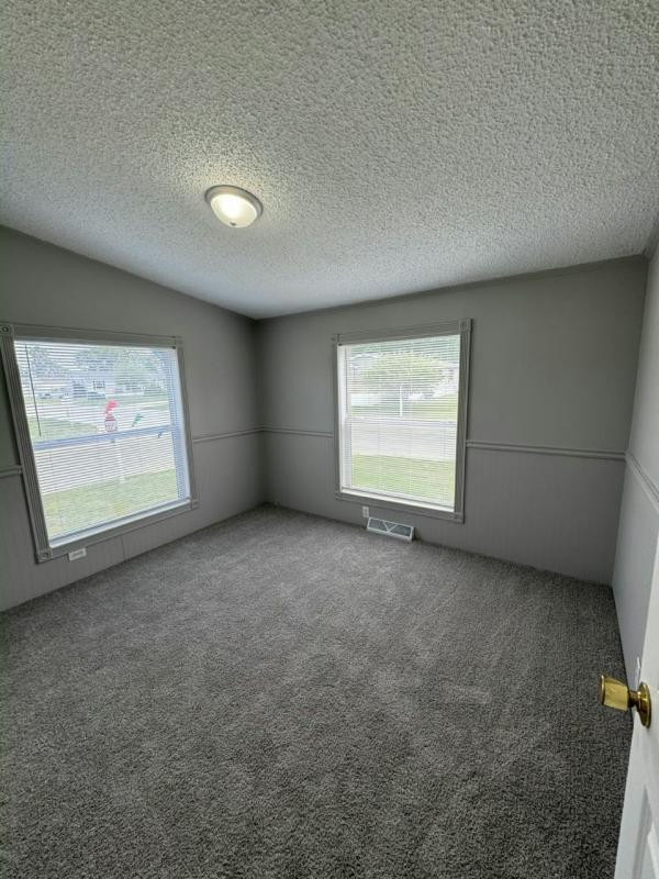 1999 Victorian Manufactured Home