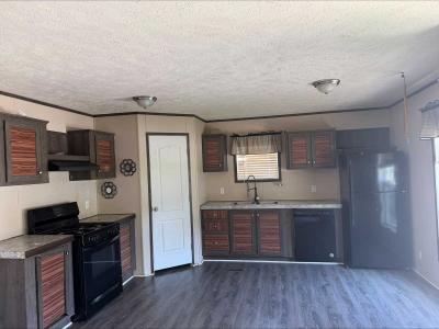 Mobile Home at 1105 Sattley St Decatur, IL 62526
