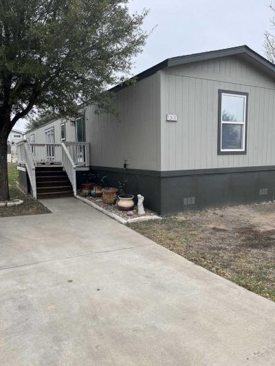 Mobile Home at 12631 Claremont Cir Del Valle, TX 78617