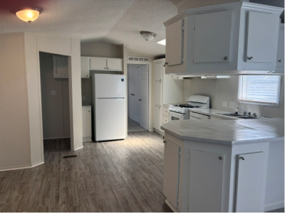 Photo 3 of 12 of home located at 43374 Frontenac Ave #514 Sterling Heights, MI 48314