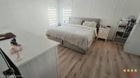 2000 SKYL  Home