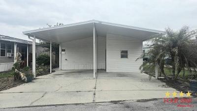 Mobile Home at 130 W Seaflower St Apopka, FL 32712