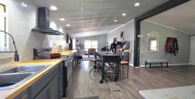 Photo 2 of 8 of home located at 27801 E Spruce Drive Warrenton, MO 63383