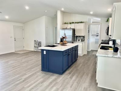 Photo 3 of 11 of home located at 4000 Pierce Street Space #124 Riverside, CA 92505