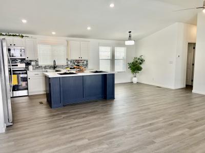 Photo 4 of 11 of home located at 4000 Pierce Street Space #124 Riverside, CA 92505