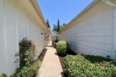 Photo 4 of 38 of home located at 2613 Forest Lake #46 Santa Ana, CA 92701