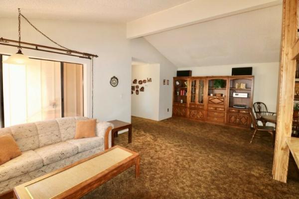 1985 Golden West  LP641A0 Mobile Home