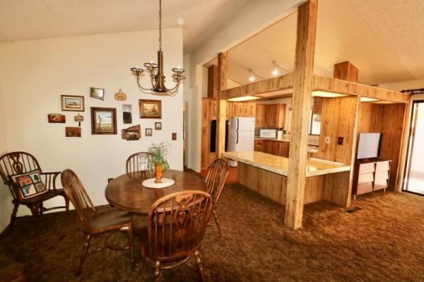 1985 Golden West  LP641A0 Mobile Home