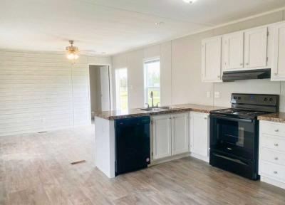 Mobile Home at 104 Grand Oak Circle Lot 95 Liberty Hill, TX 78642