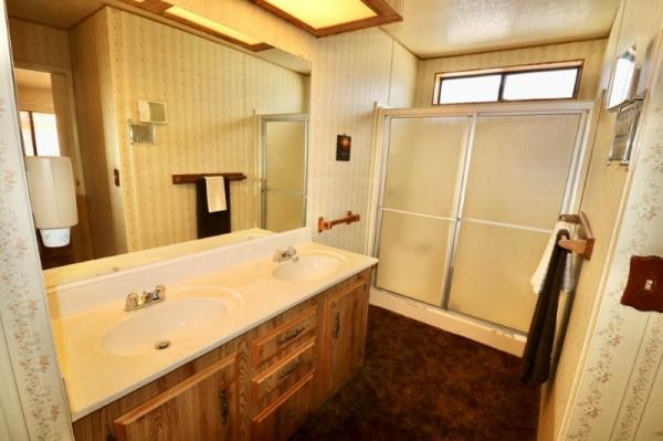 1985 Golden West  LP641A0 Mobile Home